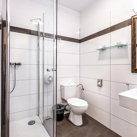 Penzion Central Гостевой дом Банска-Бистрица