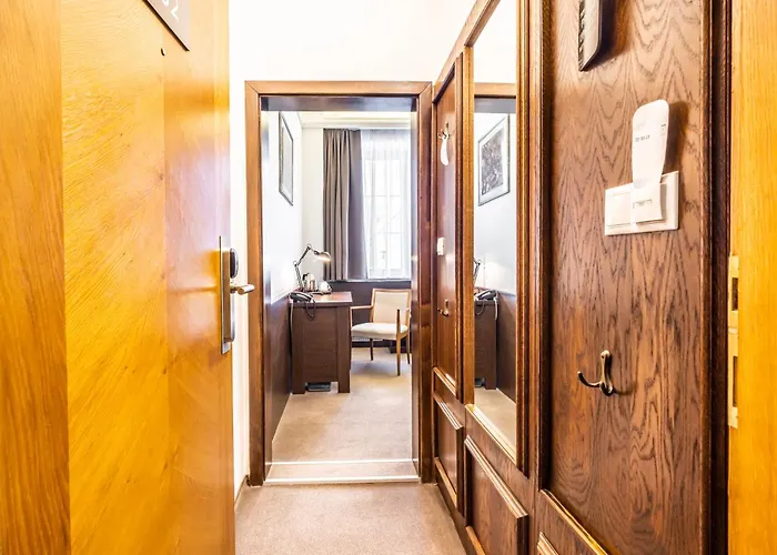 Guest house Penzion Central 3*